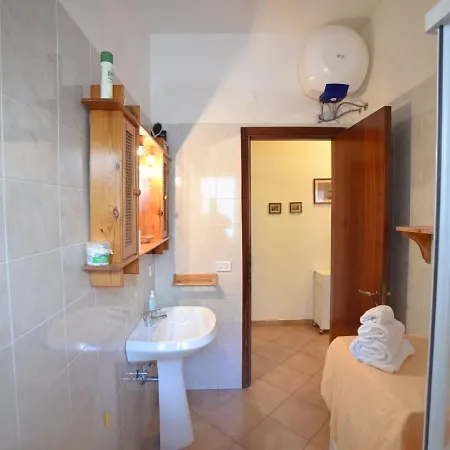 Locazione Turistica Voltaire *